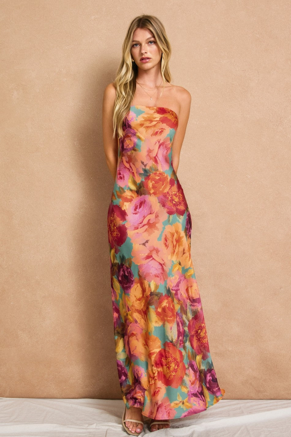 ENCHANTING FLORAL MAXI DRESS