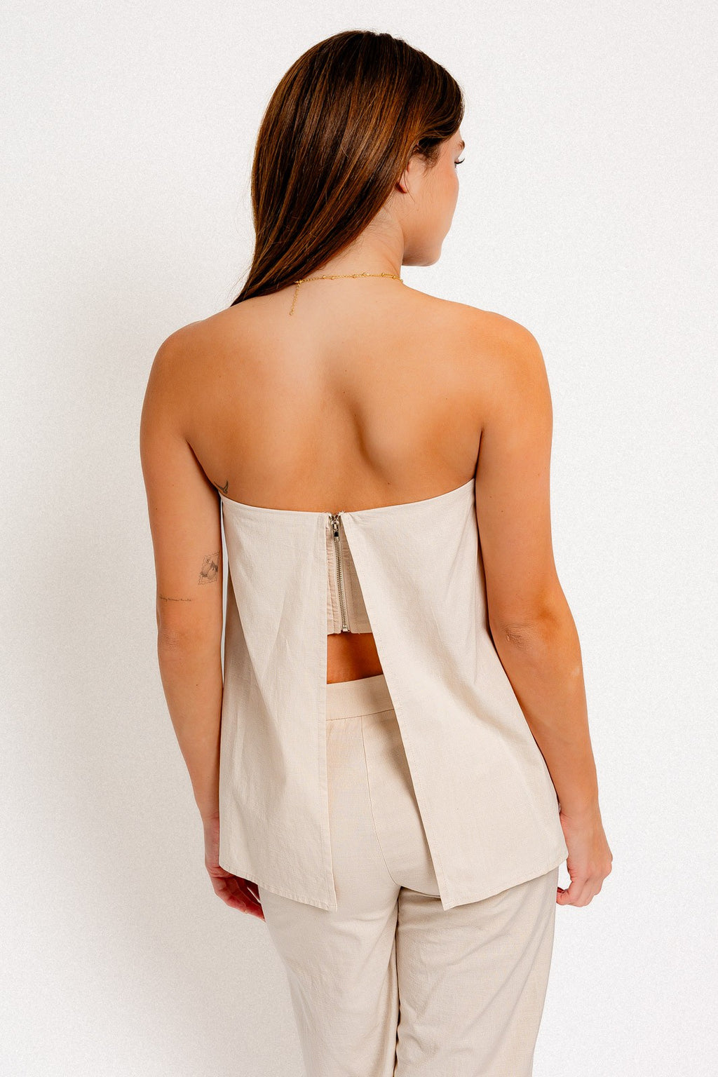 SIGHTSEER LONGLINE STRAPLESS TOP