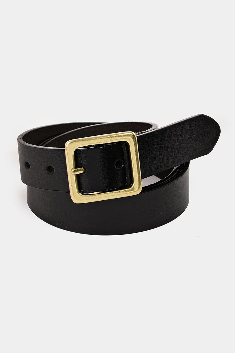 UNDERSTATED FAUX LEATHER BELT