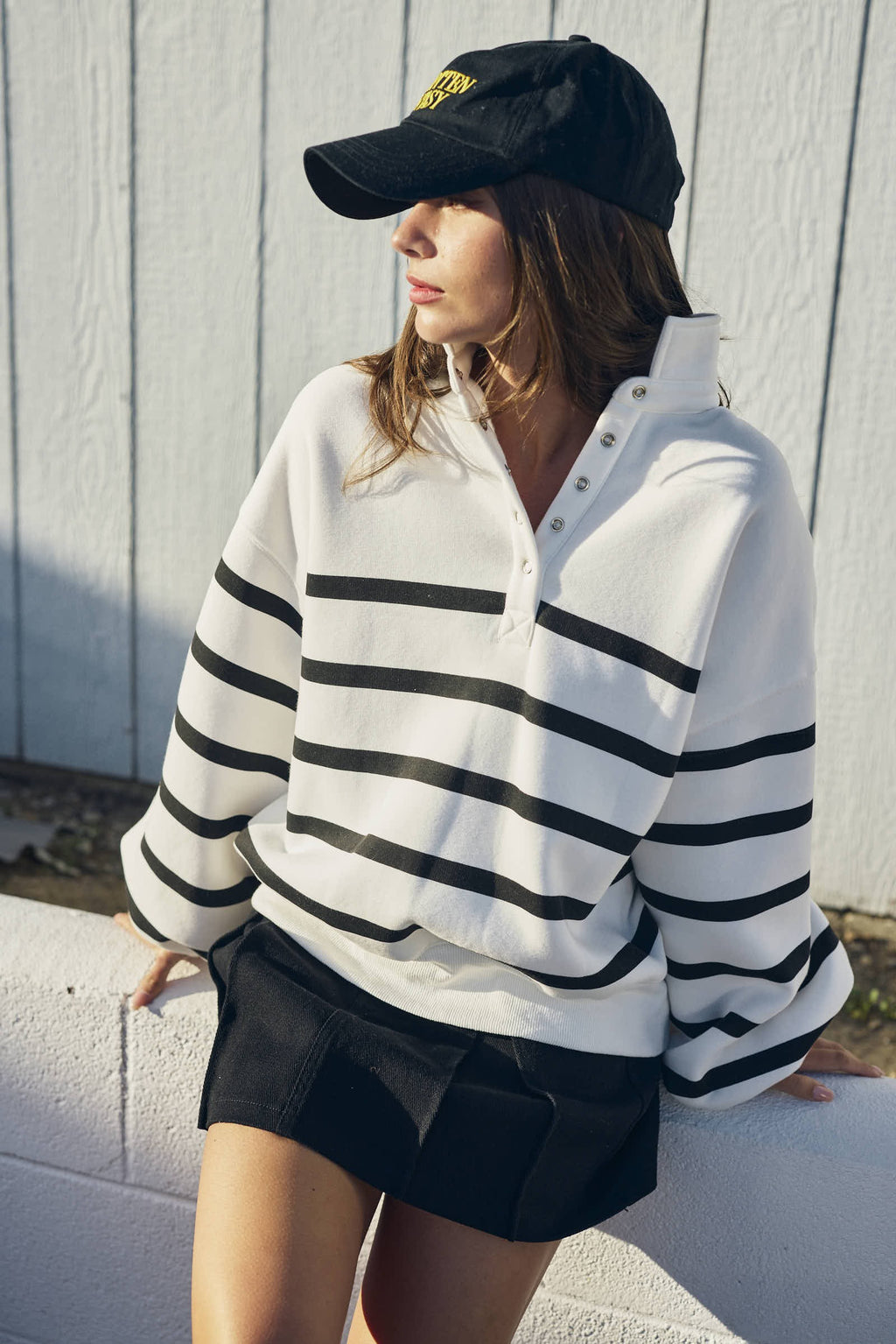 NOMAD SNAP BUTTON COLLARED PULLOVER