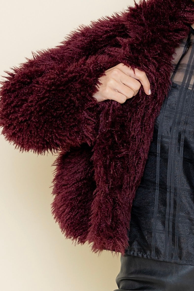 SUCH A FLIRT CROPPED FAUX FUR JACKET